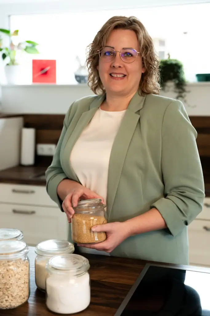Stina präsentiert Aufbewahrungsgläser